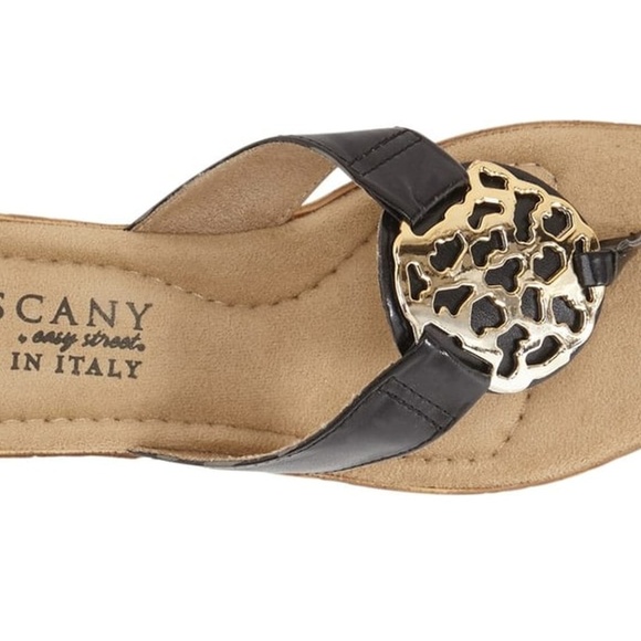 EasyStreet TuscanyRassono Black Wedge Thong Sandal - Picture 4 of 5